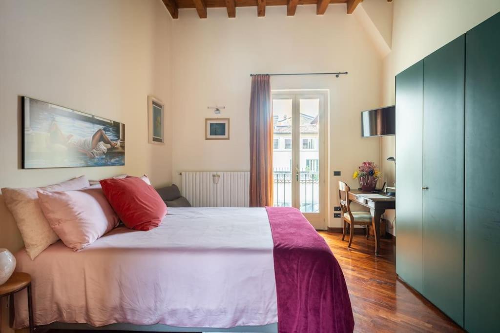 Duomo Apartment Брешия Экстерьер фото