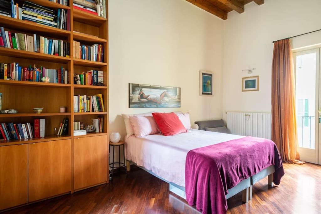 Duomo Apartment Брешия Экстерьер фото
