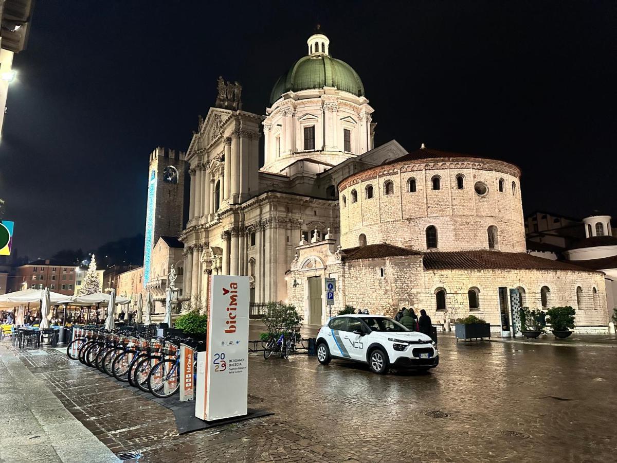 Duomo Apartment Брешия Экстерьер фото